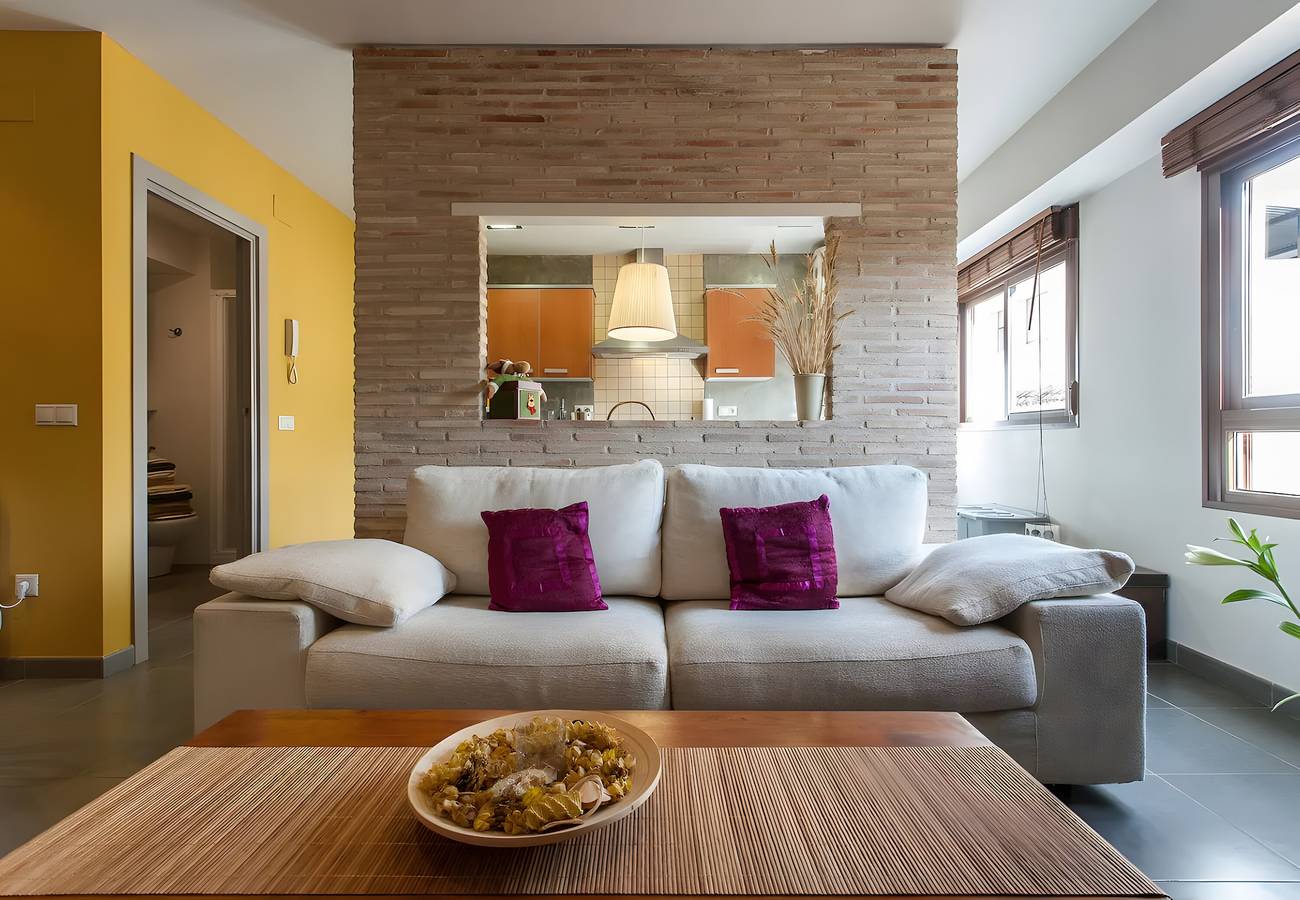 Casa di campagna 'Can Pitu' con vista sulle montagne, terrazza privata e aria condizionata in Alfondeguilla, Parco Naturale della Sierra de Espadán