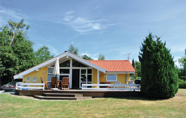 Ferienhaus für 8 Personen, mit Terrasse und Whirlpool - 1