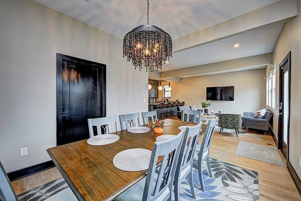 This house is a 3 bedroom(s), 3.5 bathrooms, located in Indianapolis, In. in Indianapolis, Indiana