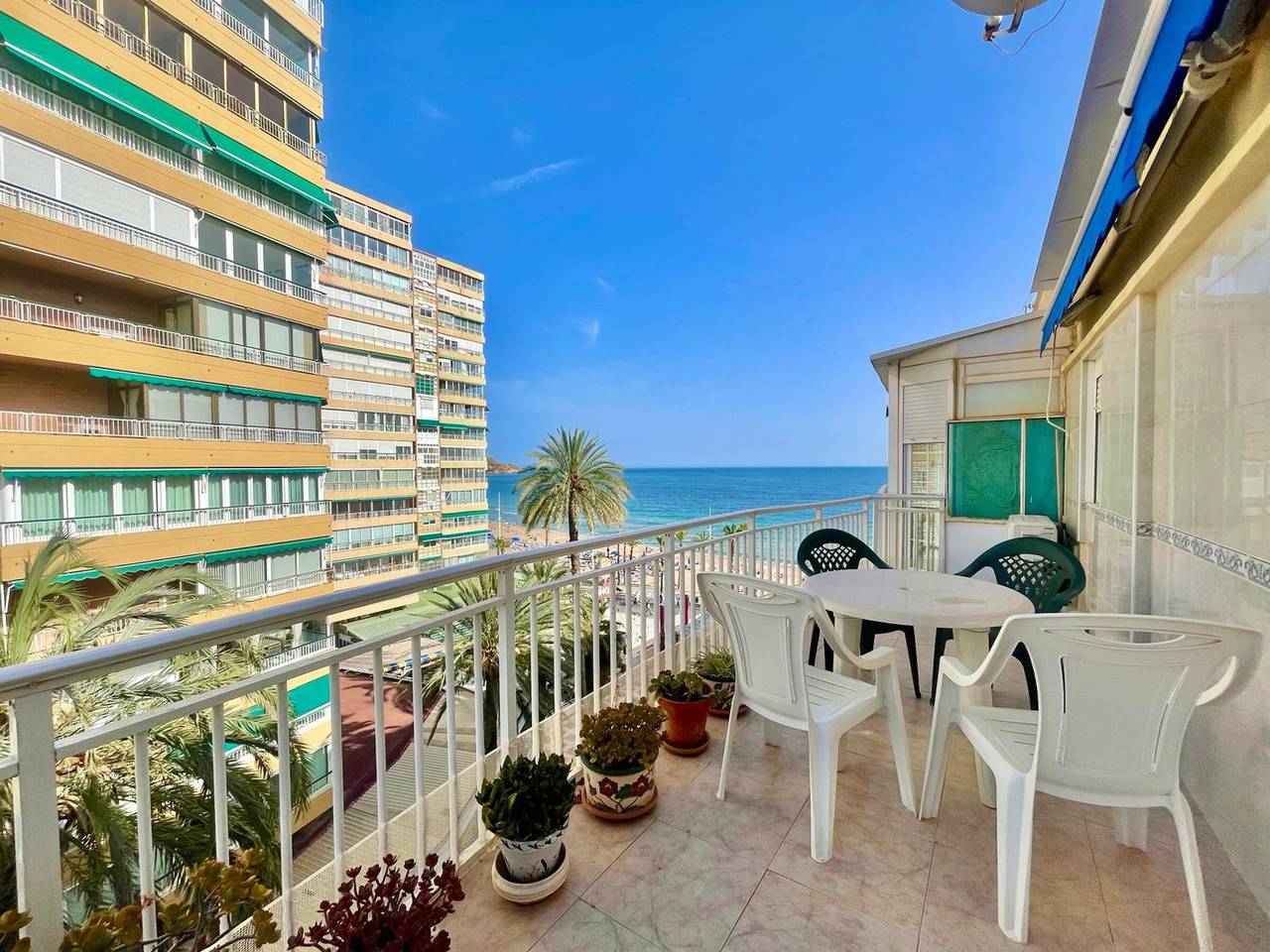 Entire apartment, Spacious apartment near the beach - 4 guests in Playa de Levante, Costa Blanca