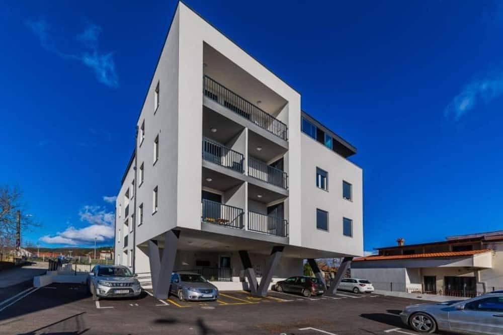 Ganze Wohnung, Two Bedroom Apartment in Sinj, Dalmatinisches Zagora