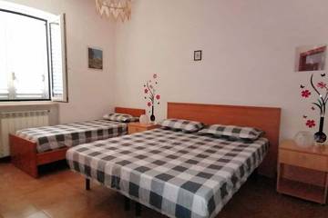 Villa for 12 Guests in Defensola, Gargano, Picture 4