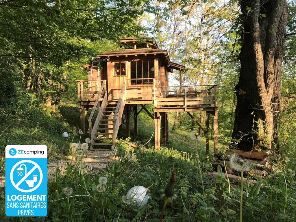 Zecamping 4* piscine chauffée chiens acceptés club enfant roulotte Bbq in Estipouy, Gers