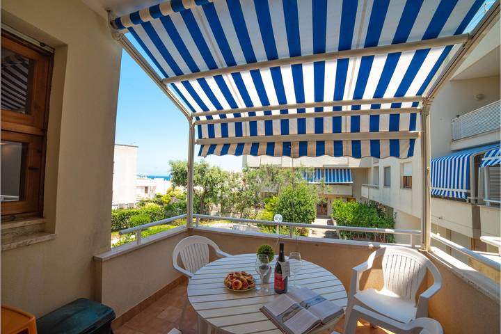 Apartamento de vacaciones para 5 personas, con terraza y vistas al mar - 1