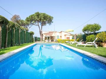 Holiday Rental for 6 People in Begur, Lower Empordà, Photo 4