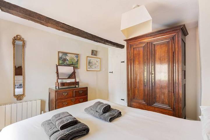 4 Bed in Hawkshead (oc-lr116) in Lake District