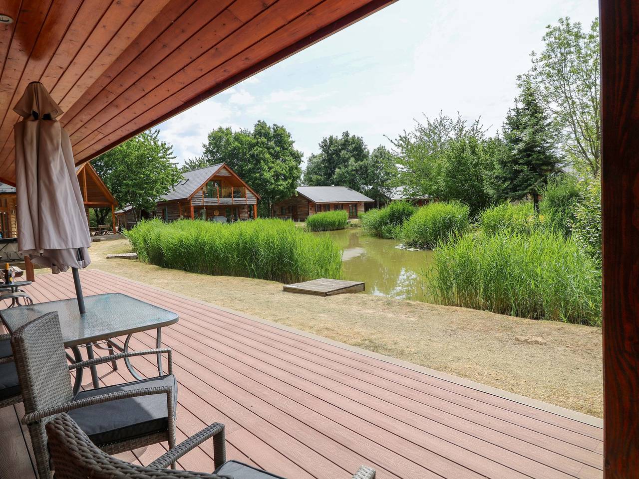 Sunnyside Lodge in Thorpe on the Hill, Lincolnshire