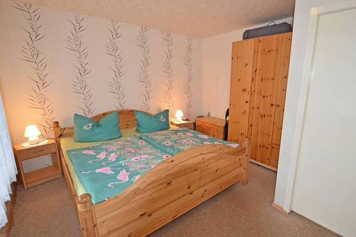 Bungalow für 3 Personen, mit Terrasse in Altenkirchen - 2