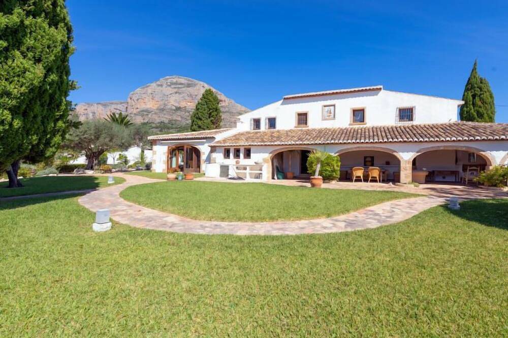 Casa vacanza a Jávea a partire da 305€ a notte