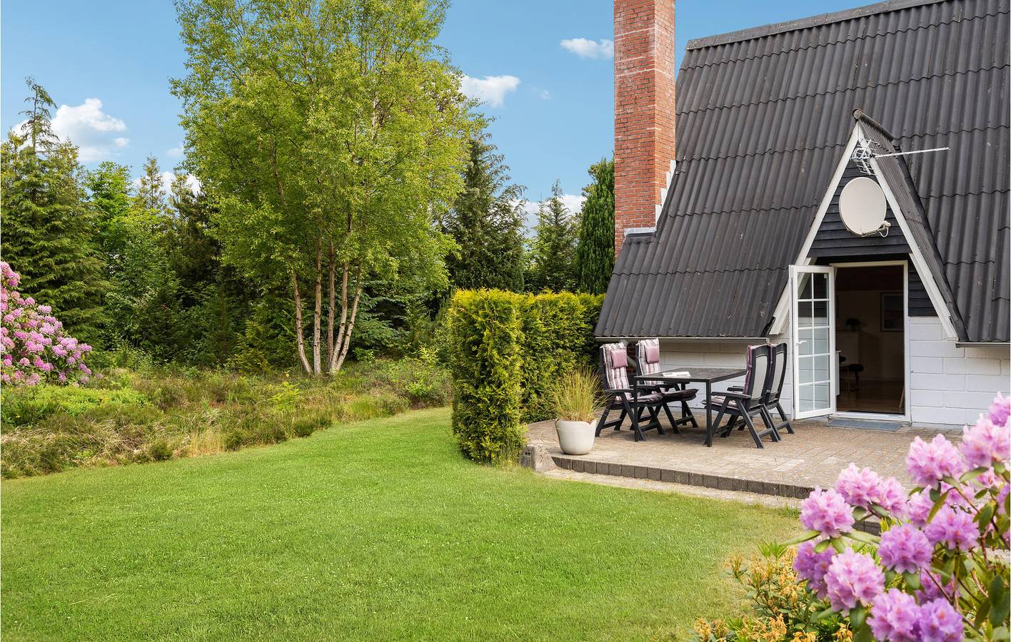 Ferienhaus für 4 Personen mit Terrasse in Skaven Strand, Ringkøbing Fjord