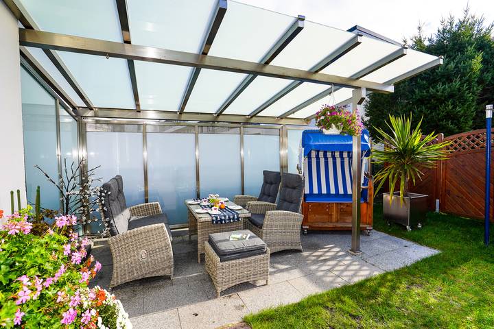 Bungalow für 3 Personen, mit Garten und Terrasse an der Ostsee - 2