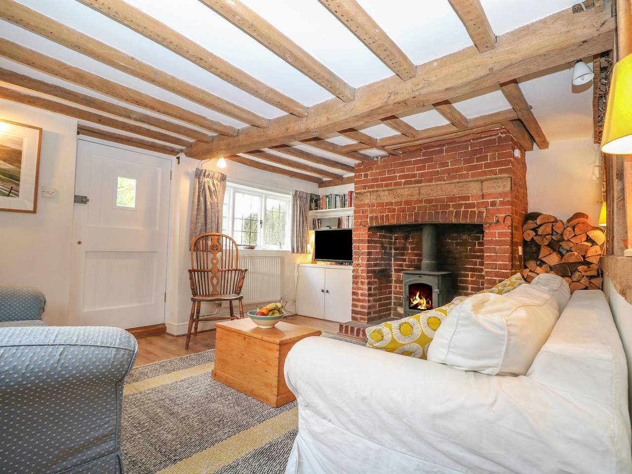 48 Polecat Cottages in East Sussex