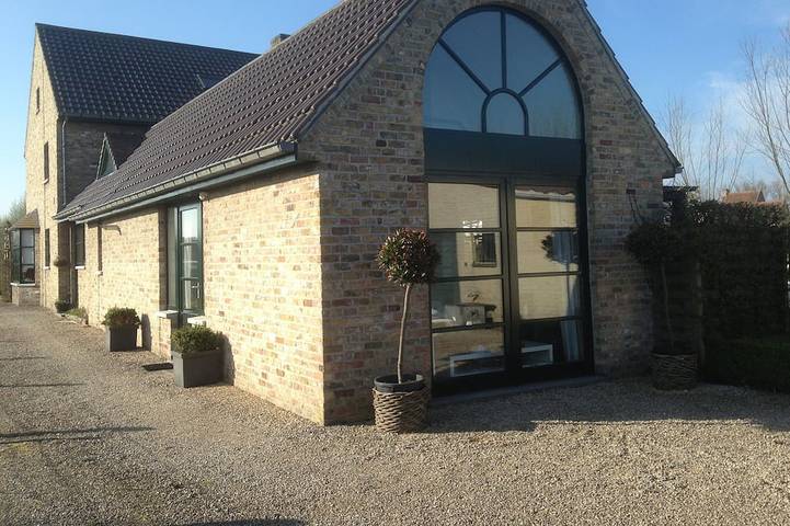 Gîte pour 7 personnes, avec Terrasse et Jardin à Tielt