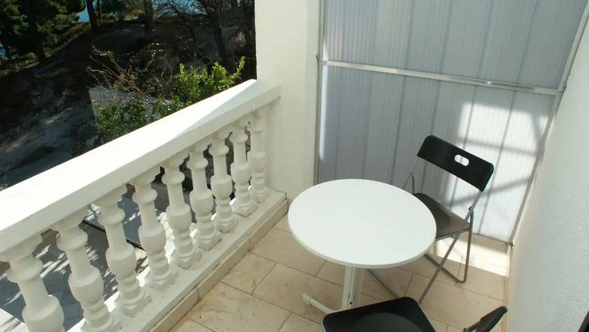 Chambre pour 2 personnes, avec terrasse, animaux acceptés - 1