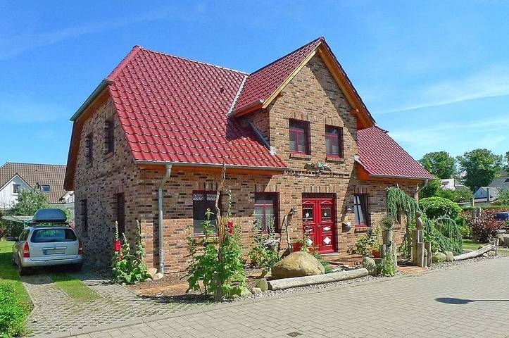 Ferienhaus für 4 Personen, mit Garten in Wustrow - 2