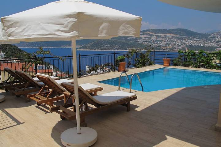 Maison de vacances pour 8 personnes, avec balcon ainsi que jacuzzi et jardin, animaux acceptés à Turquie