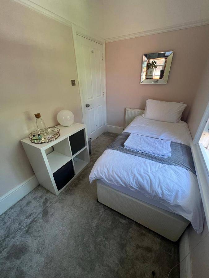 Gîte pour 2 personnes, avec jardin, animaux acceptés dans Surbiton - 3