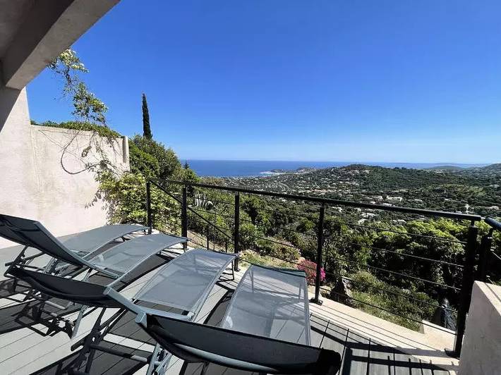 Villa für 6 Personen, mit Balkon in Cavalaire-sur-Mer
