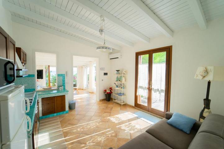 Location de vacances pour 4 personnes, avec terrasse et jardin, adapté aux familles à Alcamo Marina - 2
