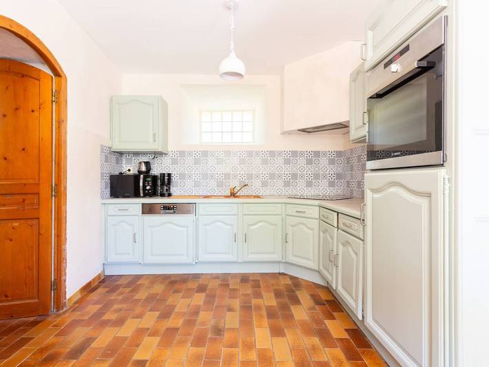 Location de vacances pour 10 personnes, avec terrasse et jardin à Avajan - 3