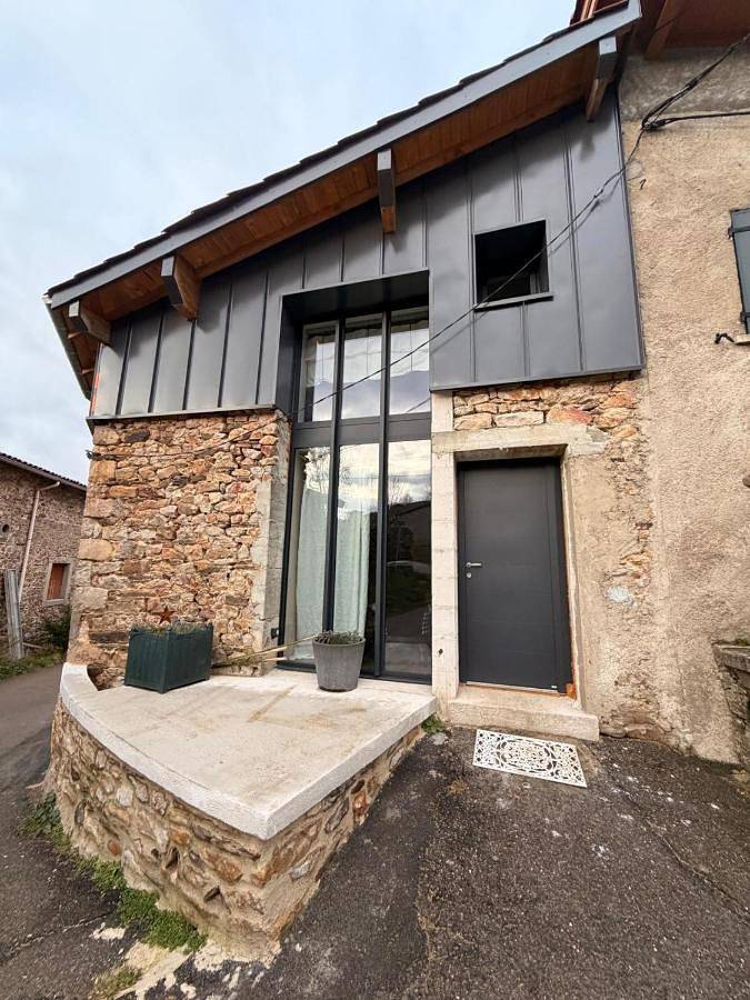 Two-Bedroom House in Doizieux, Parc Naturel Régional du Pilat