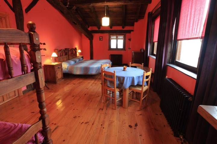 Casa rural para 4 personas, con jardín y vistas en Donostialdea - 3