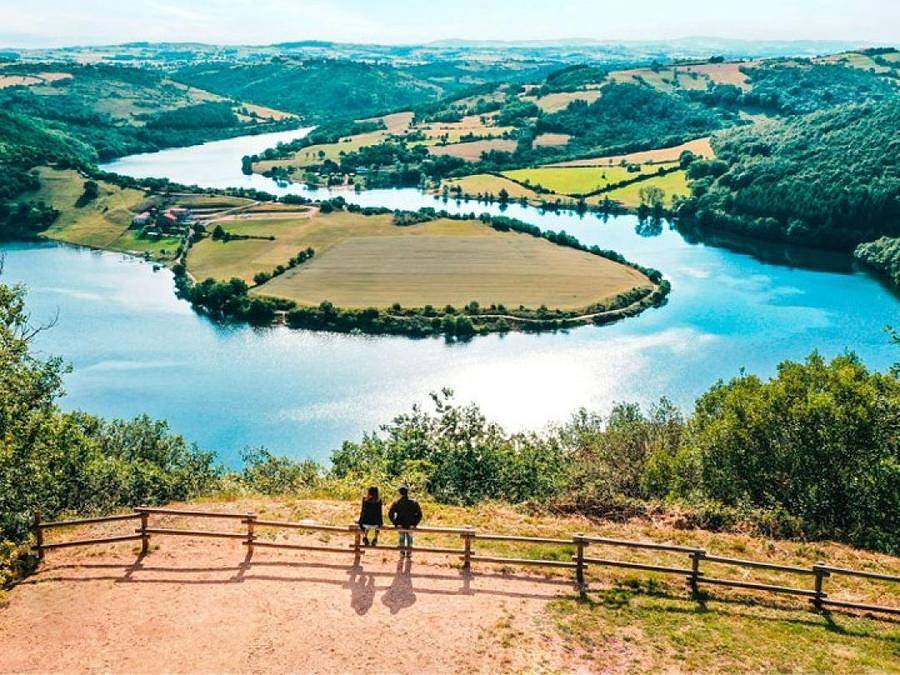 Camping d'Arpheuilles - Safaritent 5 personen - Safari Familietent (zonder sanitair) in Saint-Paul-de-Vézelin, Roanne en omgeving