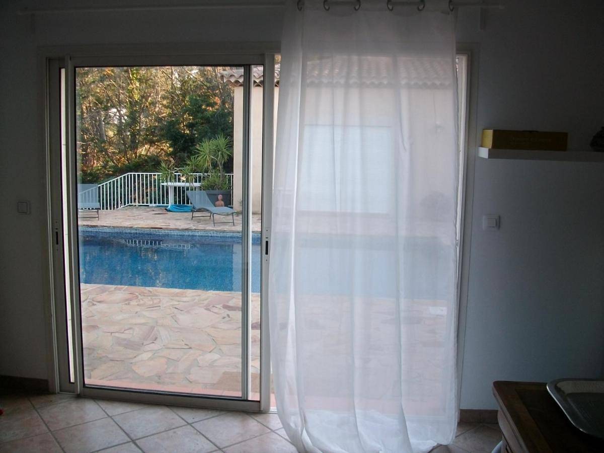 Double Room in Saint-Cyr-sur-Mer, Côte méditerranéenne (France)