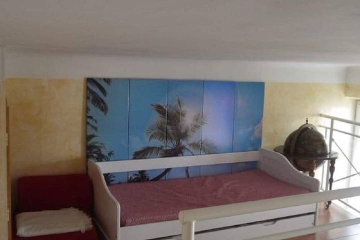 Gîte pour 5 personnes, avec jardin dans Plage de Saint-Cyr sur Mer Les Lecques - 4