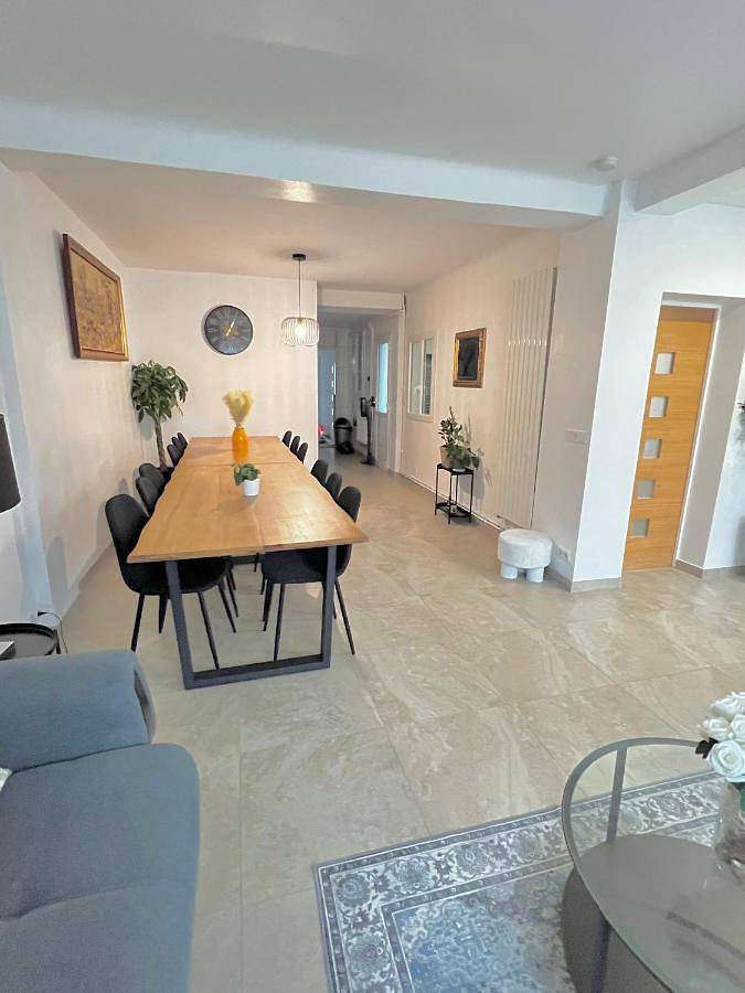 Villa pour 24 personnes, avec vue et jardin dans Val-d'Oise