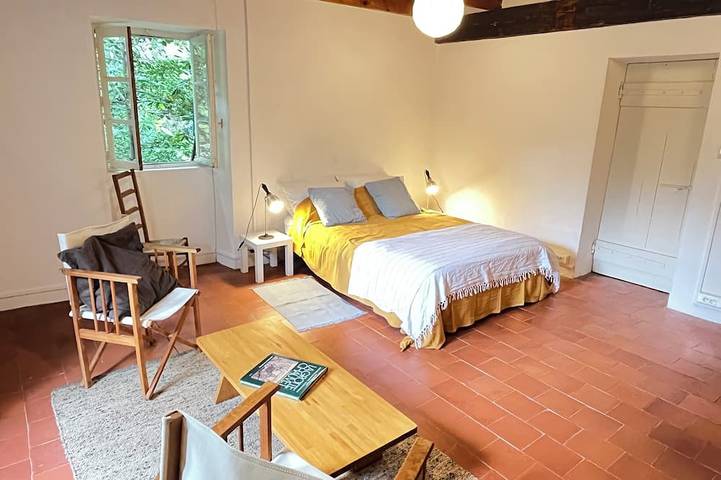 Location de vacances pour 5 personnes, animaux acceptés à Vesseaux - 2