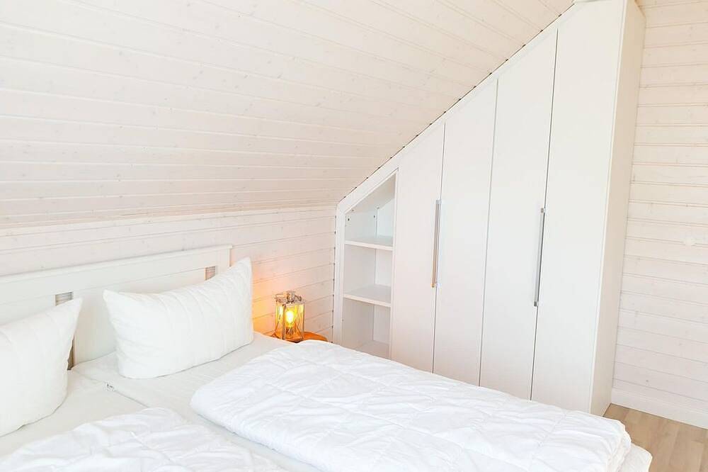 Ferienhaus Ostseelodge - Ferienhaus mit Sauna, Kamin, Gartenhaus in Holm, Schönberg