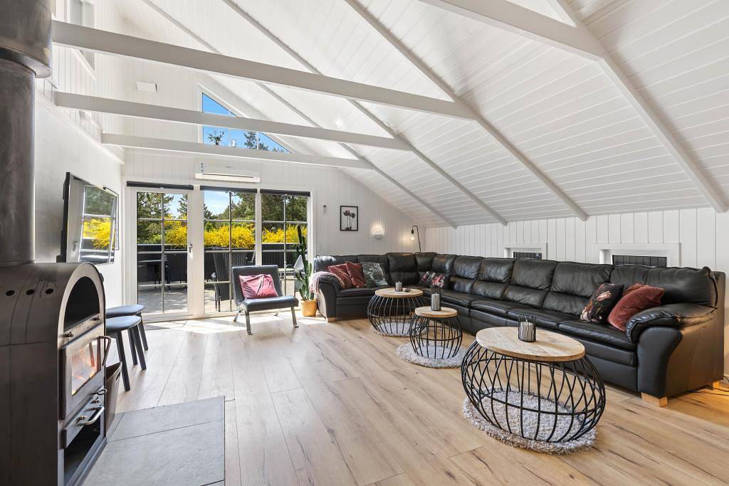 Familienferienhaus mit Pool und Whirlpool und Aussensauna in Blavand, Varde