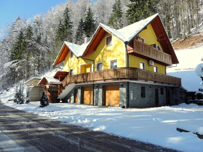 Ferienwohnung für 4 Personen, mit Ausblick und Sauna sowie Terrasse, mit Haustier - 1