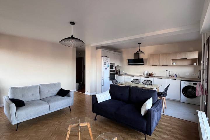 Entire apartment, Bright apartment with balcony in Annecy in Meythet, Annecy (commune)