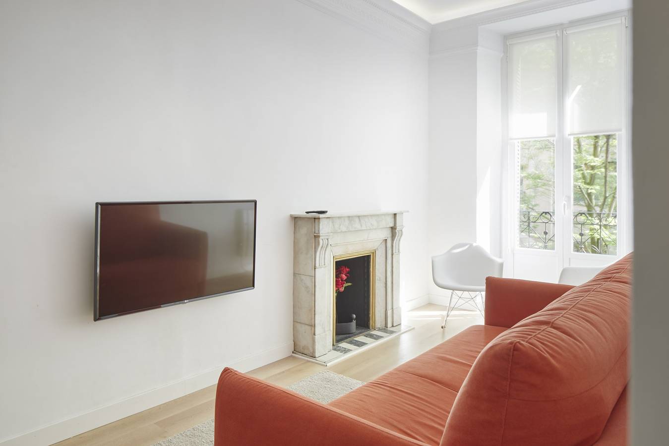 Entire apartment, Holiday apartment for 4 people with balcony in Playa de la Concha, San Sebastian