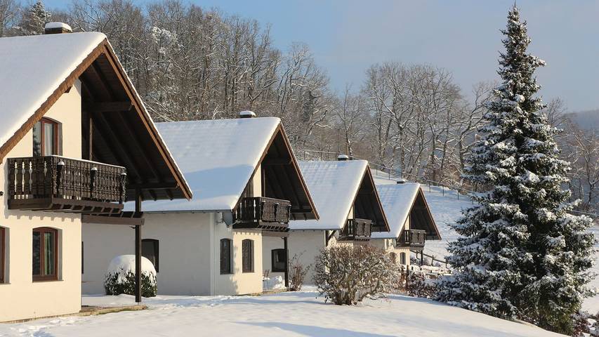 Ferienhaus für 6 Personen, mit Terrasse und Pool sowie Garten in Simmerath - 2