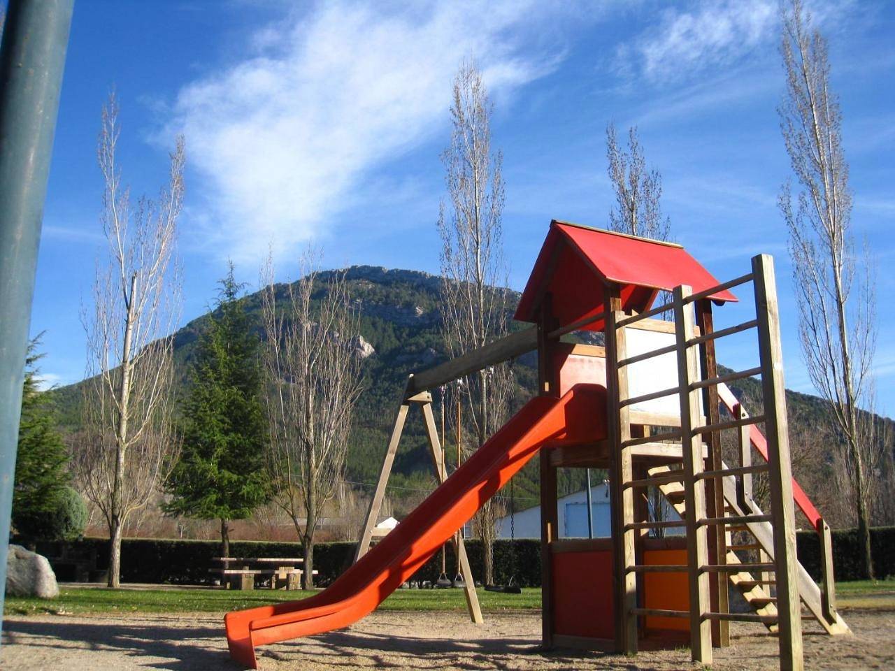 Geheel appartement, Duplex Apartment in Campo, Aragonese Pyrenees