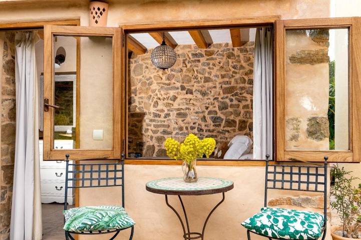 Hotel para 3 personas, con jardín además de vistas y piscina en Ibiza - 2