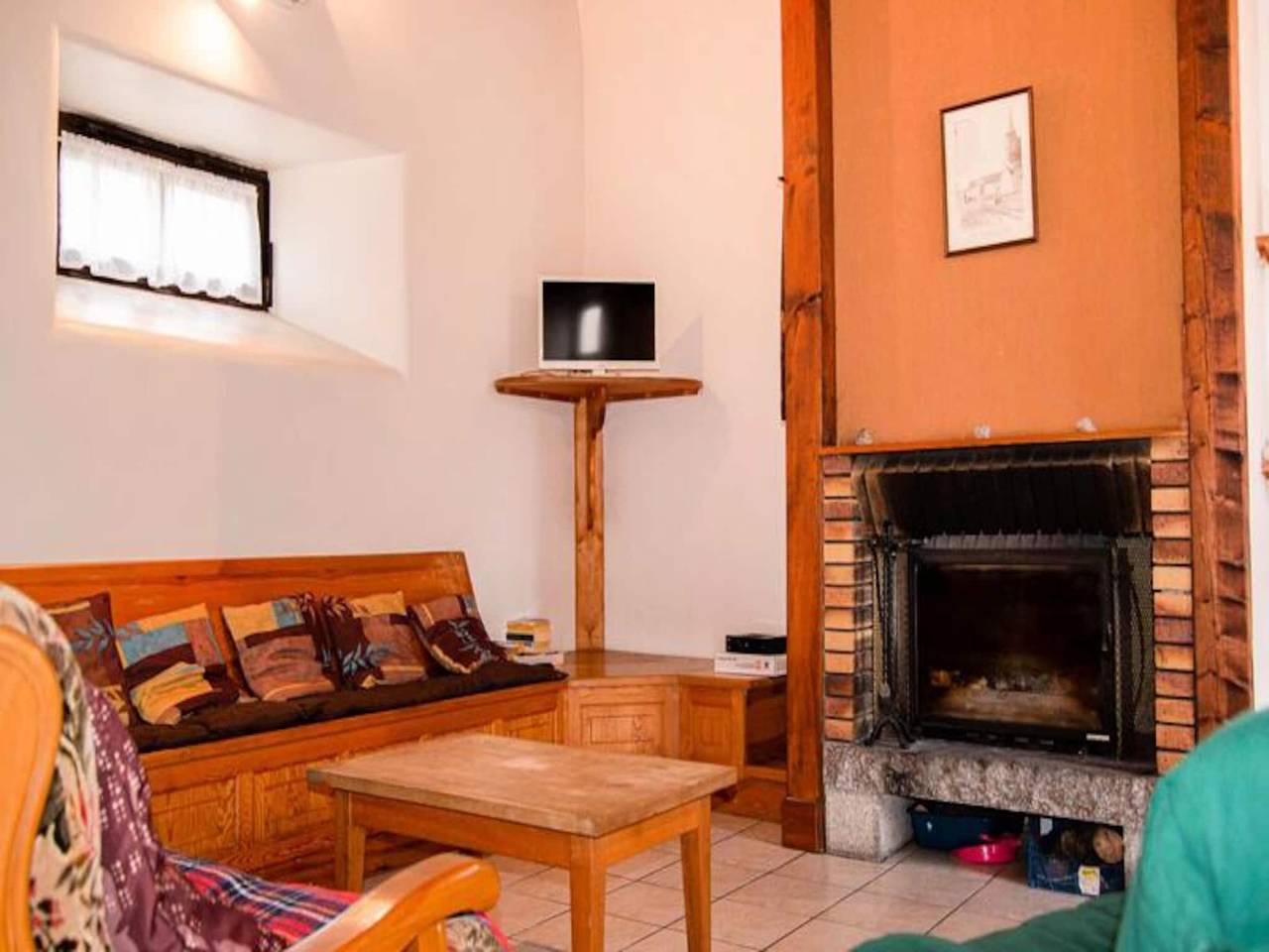 Ganze Wohnung, Gîte de France in Sinières in Saint-Laurent-de-Muret, Mende und Umgebung