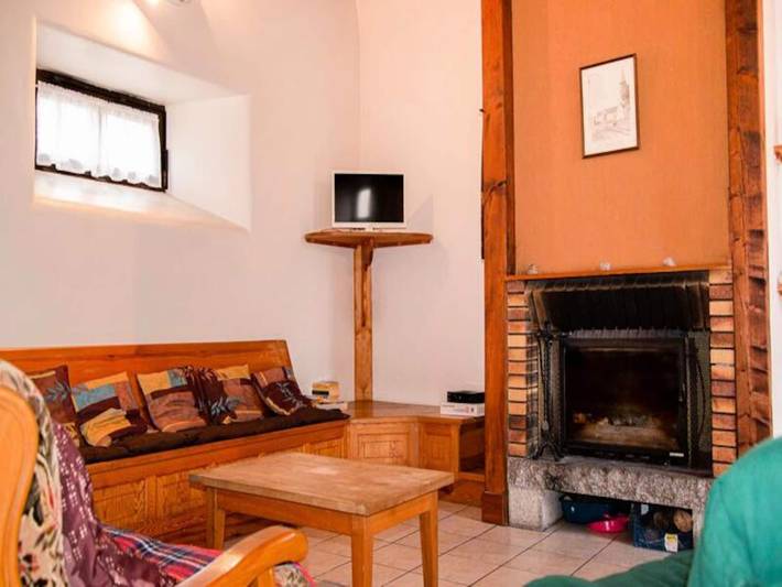 Gîte pour 6 personnes, avec jardin et piscine, animaux acceptés à Saint-Laurent-de-Muret - 4