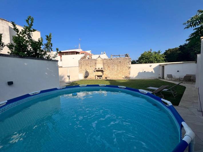 Location de vacances pour 4 personnes, avec bassin pour enfant et jardin à Martano - 4