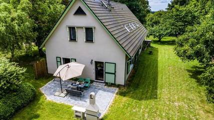 Ferienwohnung für 4 Personen, mit Garten in Ahrenshagen-Daskow