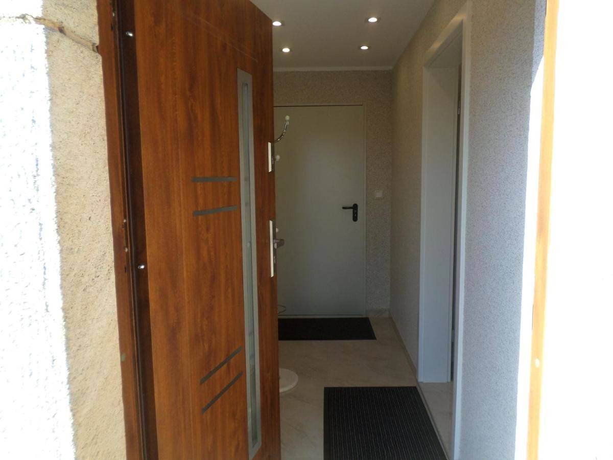 Ganze Wohnung, 1 Zi. Apartment Nähe Flughafen/Messe Stuttgart 24h in Waldenbuch, Landkreis Böblingen
