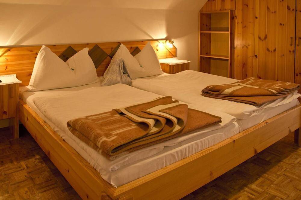Ganze Wohnung, Zimmer 5 - Zu Gast beim Biobauern Spathof in Mariahof, Murau (Kreischberg)