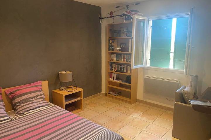Location de vacances pour 6 personnes, avec jardin et terrasse, animaux acceptés à Les Pennes-Mirabeau - 3