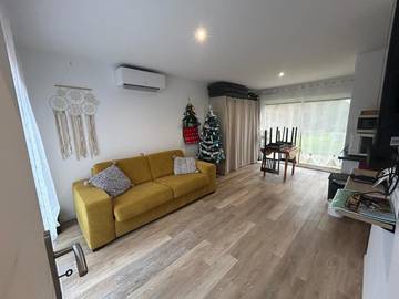 Gîte pour 3 personnes, avec jacuzzi ainsi que terrasse et jardin à Mensignac