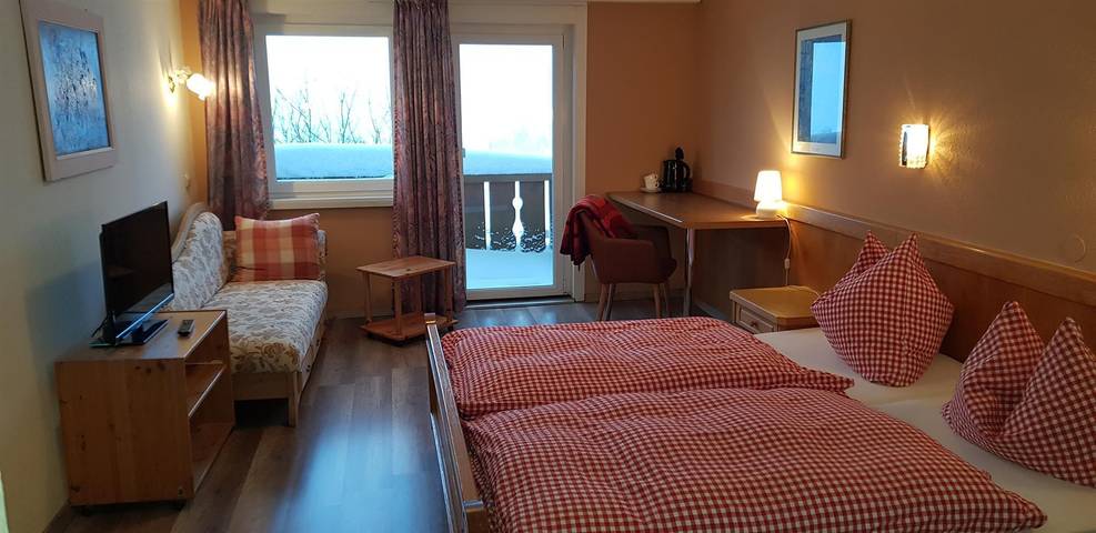 Ferienwohnung für 3 Personen, mit Balkon und Garten, kinderfreundlich in Oy-Mittelberg - 4