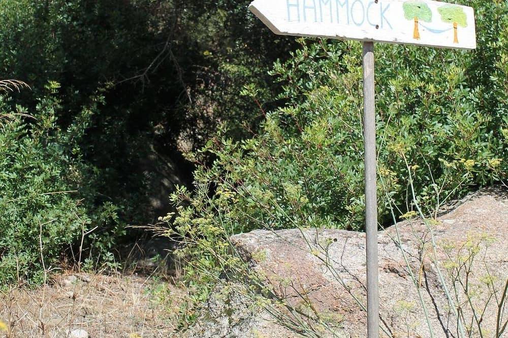 Stazzo mit Garten in Luogosanto in Luogosanto, Gallura