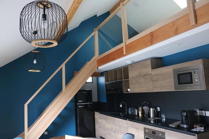 Appartement de vacances pour 6 personnes, avec Jacuzzi et Terrasse ainsi que Jardin et Piscine